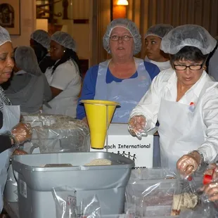 TKAAM MLK Day Service Project: Feeding Haiti with Volunteer Kansas and Numana, Inc. January 17, 2011