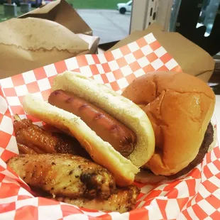 Smoked Hot Dogz &amp; Smoked Buger