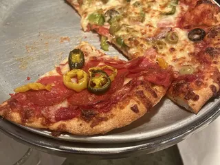 Capers Pizza Bar