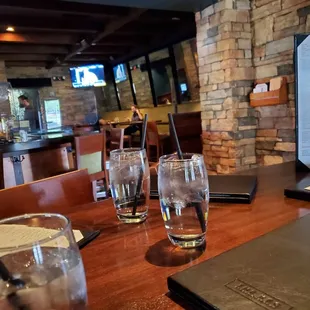 Bar time happy hour..life is good