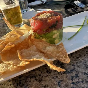 Tuna tartare w/ avocado - wonderful!