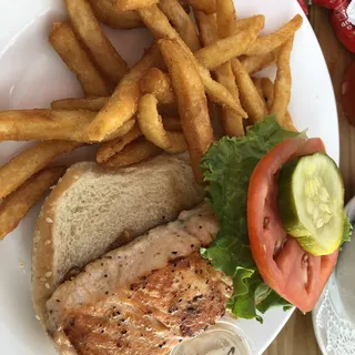 Grilled Salmon Sandwich