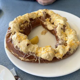 Kentmorr Famous Crab Pretzel