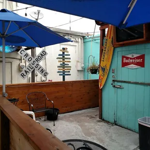 the entrance to the restaurant