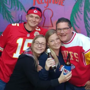 The absolute BEST bar in mission Kansas! If you've never been here, you should!