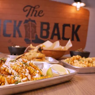 food, chicken wings and fried chicken