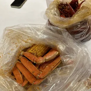 Snow crab special and two pounds of crawfish