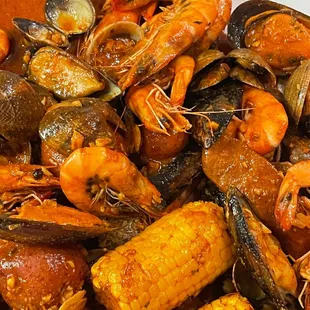 Combo #1 (shrimp, mussel, clam, potato, corn, sausage)