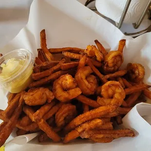 Fried shrimp w/sweet potato fries