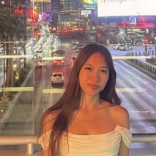 Gwyneth N.