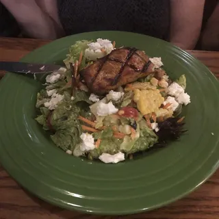Grilled Salmon Salad*