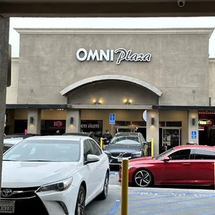 It&apos;s in this plaza.