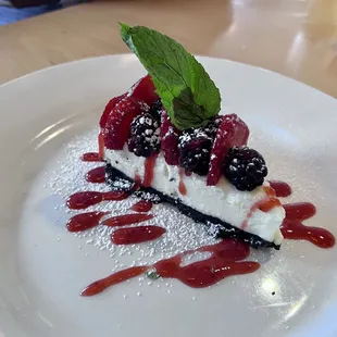 Berries ricotta tarte
