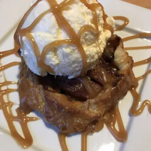 Roasted Apple Crostada