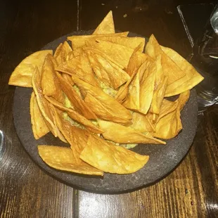 Guacamole and chips.