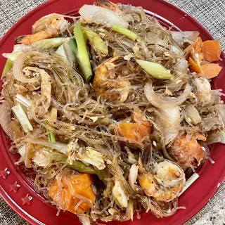 N76. Pad Woon Sen Noodles