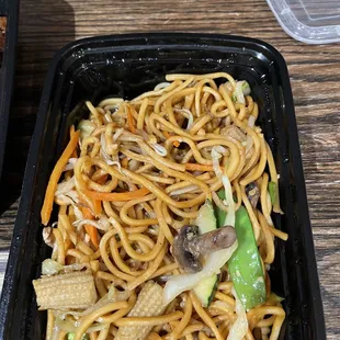 Lo Mein