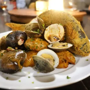 2/10/18 - Cornmeal Fried Sea Bream – Creamer Potatoes, Clams, Smoked Sea Salt, Garlic Oil, Sambal Remoulade