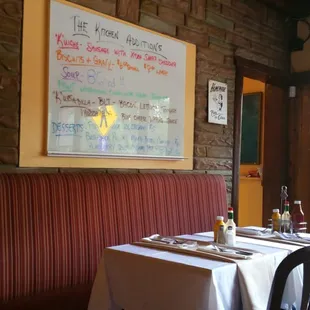 Aren't the place settings cute =)