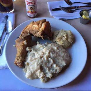 chicken wings, fried chicken wings, food, poultry, bbq wings, chicken wings and fried chicken, chicken, bbq chicken, fried chicken