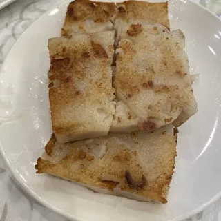 Pan-fried Scallop Trunip Cake