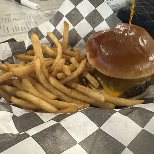 1/5 burger. 10/10 fries