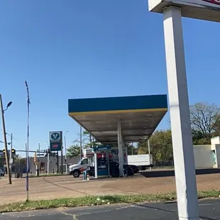 Next door to Northside Grocery
