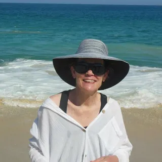 Dina G.