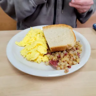 Corned Beef Hash with eggs