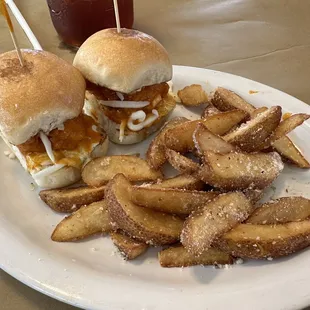Hot Chicken Sliders