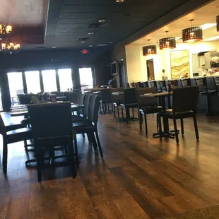 Nice eating setting.  prices are very reasonable. Friendly service.