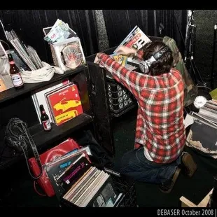 DJ Jamie Jams (Debaser)