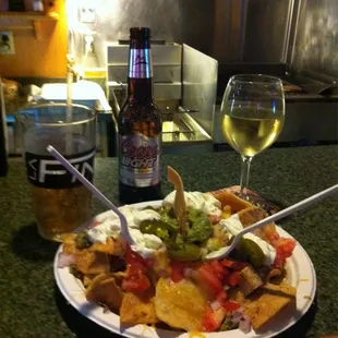 Knott Hole Chicken Nachos