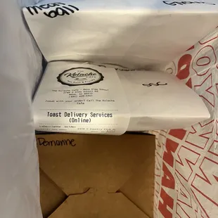 Delivery labels and on time.