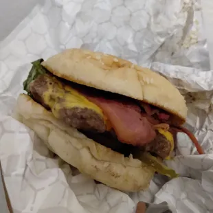 Added cheese and bacon to my classic burger lunch special