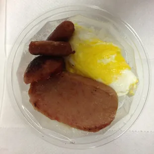 Spam, egg, port sausage and little smokies.  Small but at $3, it is okay.  Normal breakfast fare (3.5 stars).