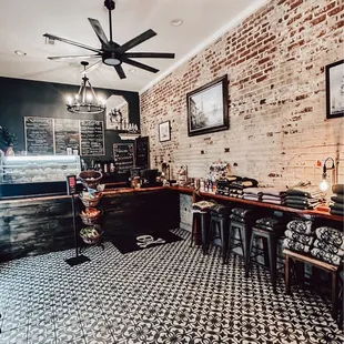 Entryway and ordering counter