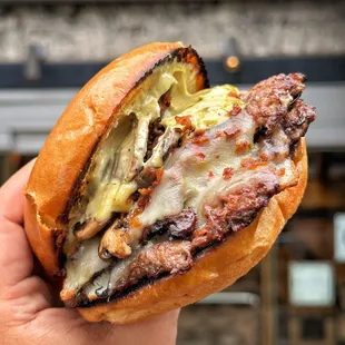 Wagyu Spicy Jack Smash Burger (Instagram: foodwithbros)