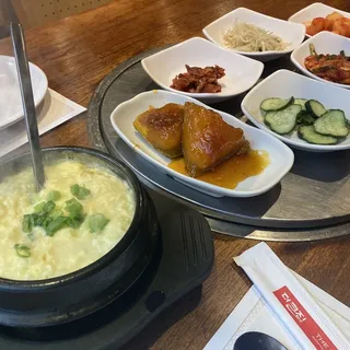 Cubed radish kimchi