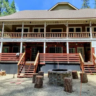 Kyburz Lodge Airbnb