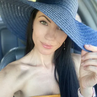 Elizabeth E.