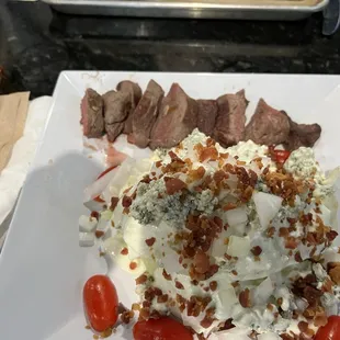 Wedge salad with steak