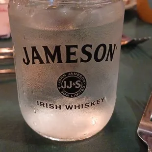 drink, oysters and mussels