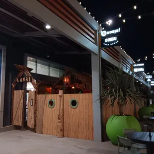 Entrance from the outside