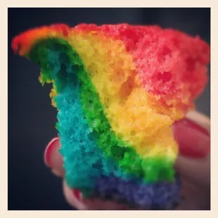 Rainbow cupcakes