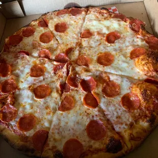 Pepperoni 16" Large Pizza