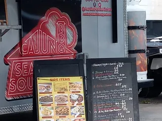 Auntie’s Mobile Kitchen