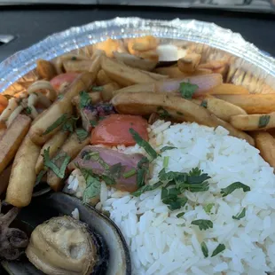 Seafood Saltado