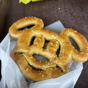 Mickey pretzel