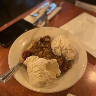 Cherry/raspberry pie with cinnamon ice cream